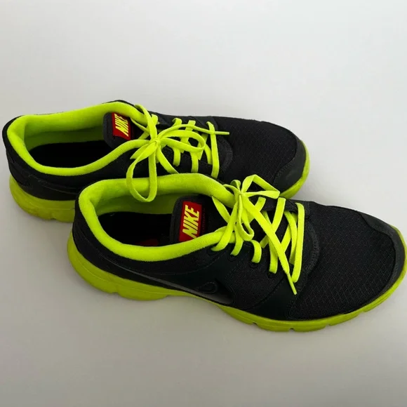 Nike | Shoes | Nike Flex Experience Mens Running Shoes Size  display picture 3